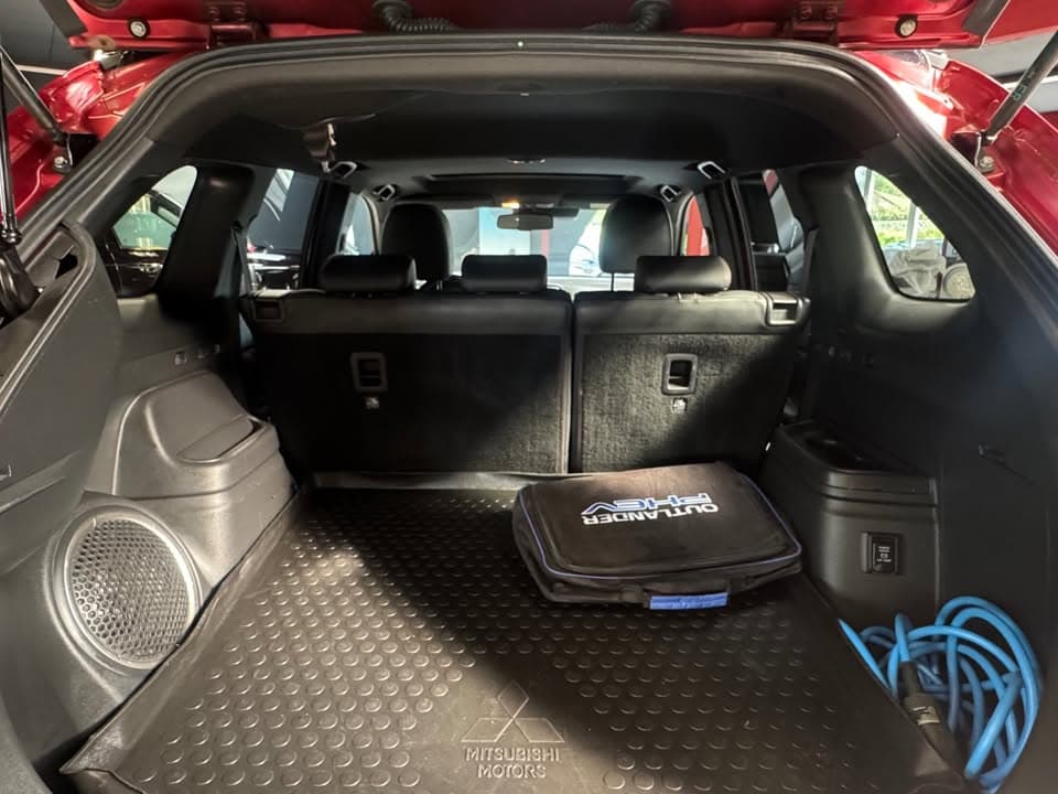 Mitsubishi Outlander miniature 8