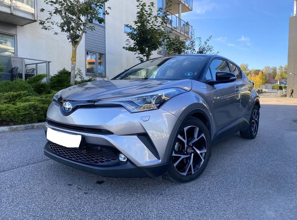 Toyota C-HR miniature 3