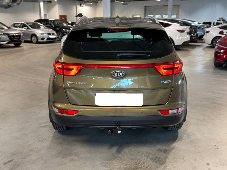 Kia Sportage miniature 8