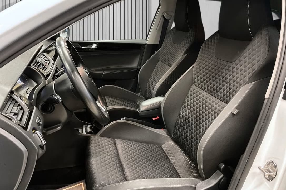 Škoda Rapid miniature 12