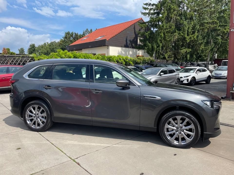 Mazda CX-80 miniature 3