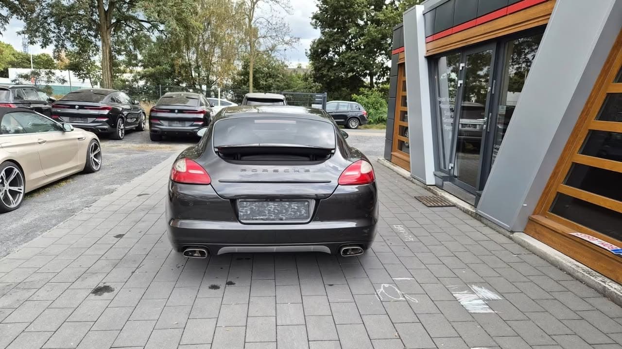 Porsche Panamera miniature 7