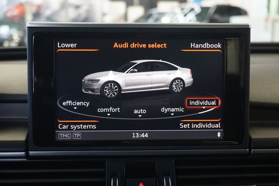 Audi A6 miniature 11