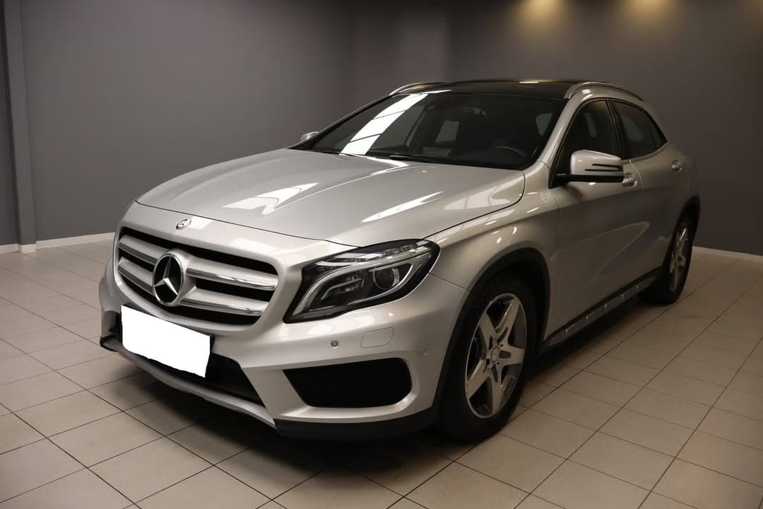 Mercedes-Benz GLA miniature 2