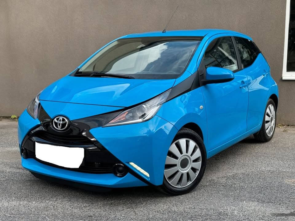 Toyota Aygo miniature 2