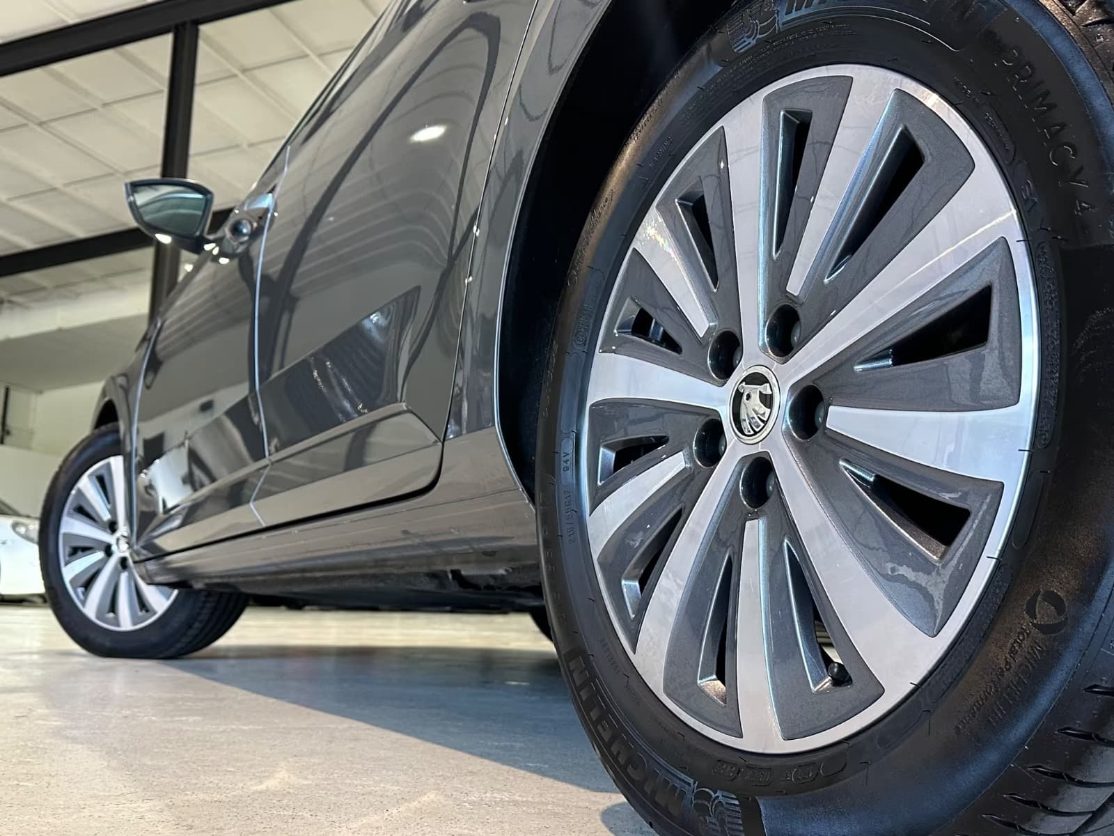 Škoda Superb miniature 7