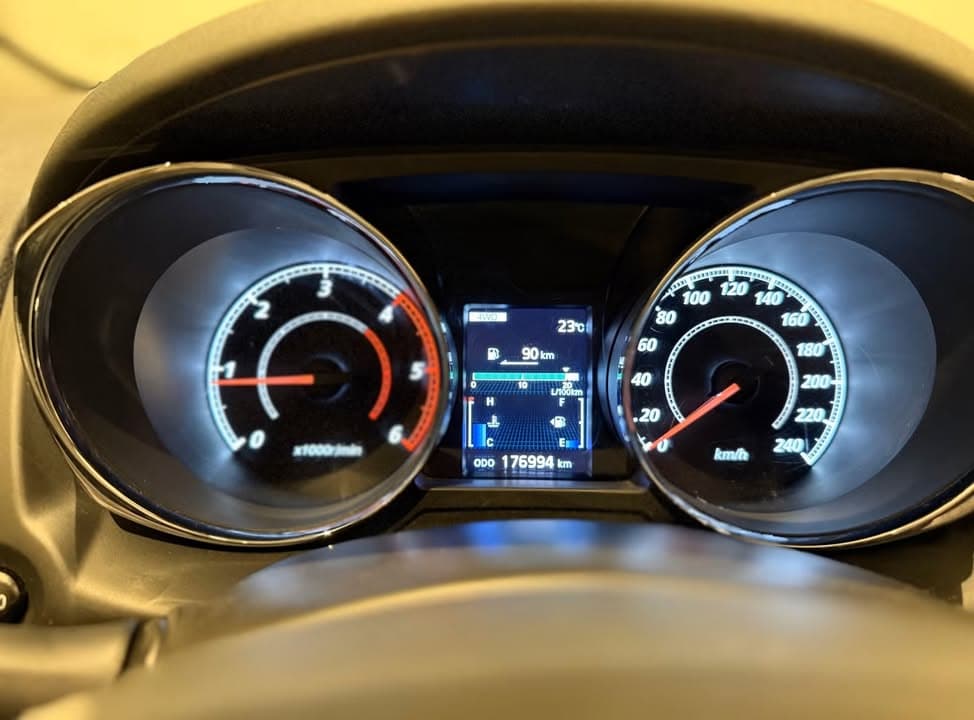 Mitsubishi ASX miniature 11