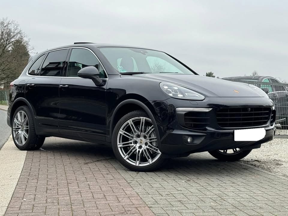 Porsche Cayenne miniature 4