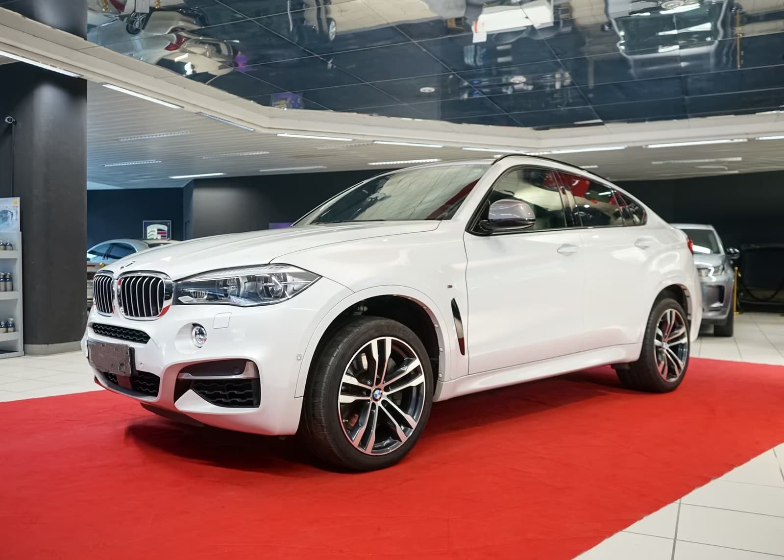 BMW X6 miniature 3