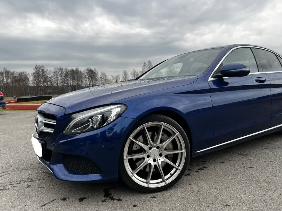 Mercedes-Benz C-Klasse miniature 6