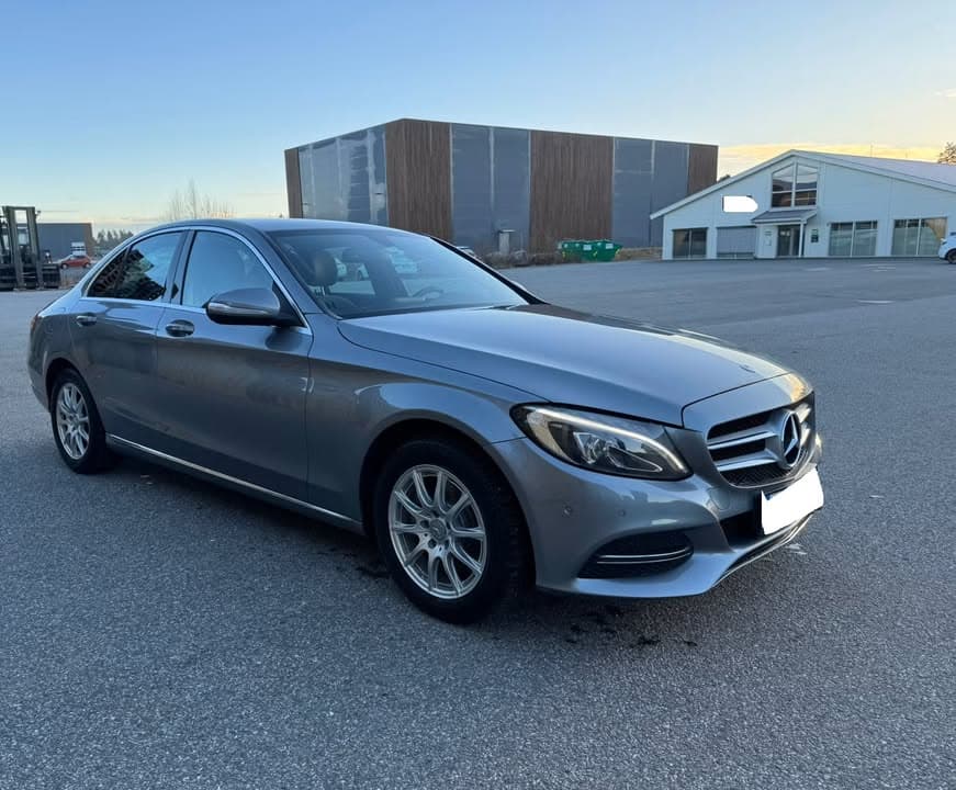 Mercedes-Benz Clase miniature 3