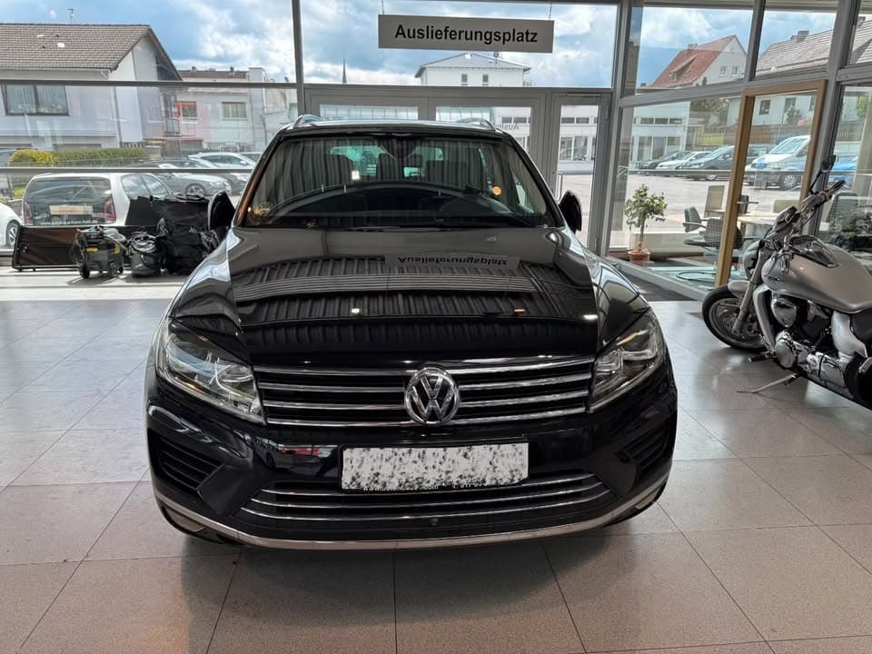 Volkswagen Touareg miniature 3