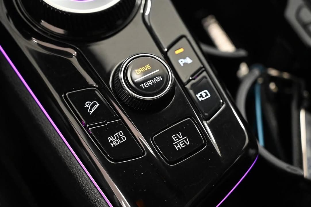 Kia Sportage miniature 8