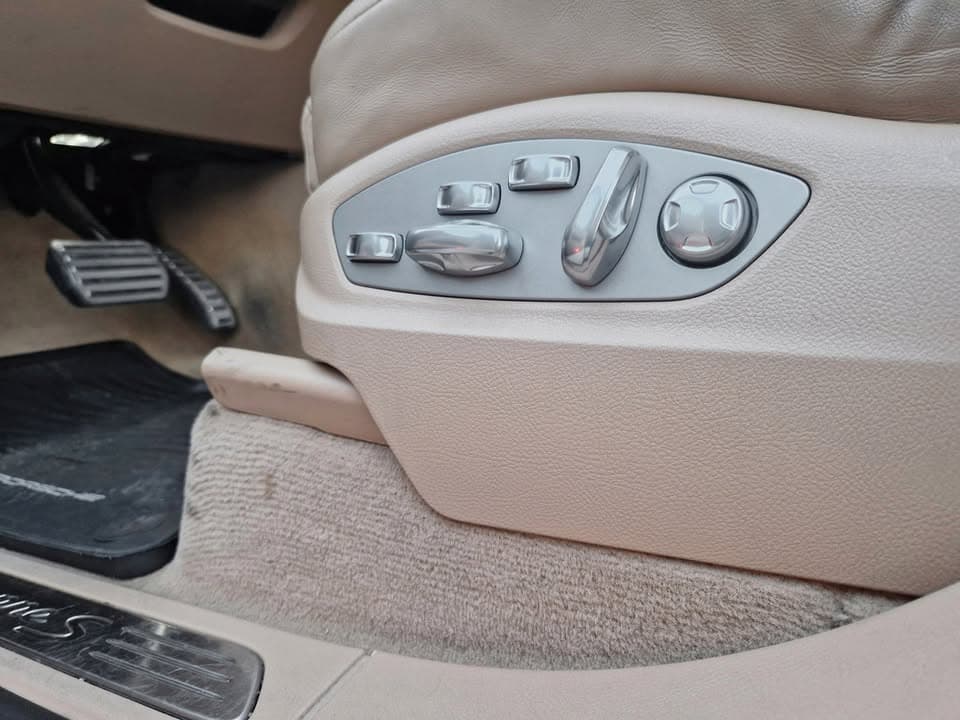 Porsche Cayenne miniature 11