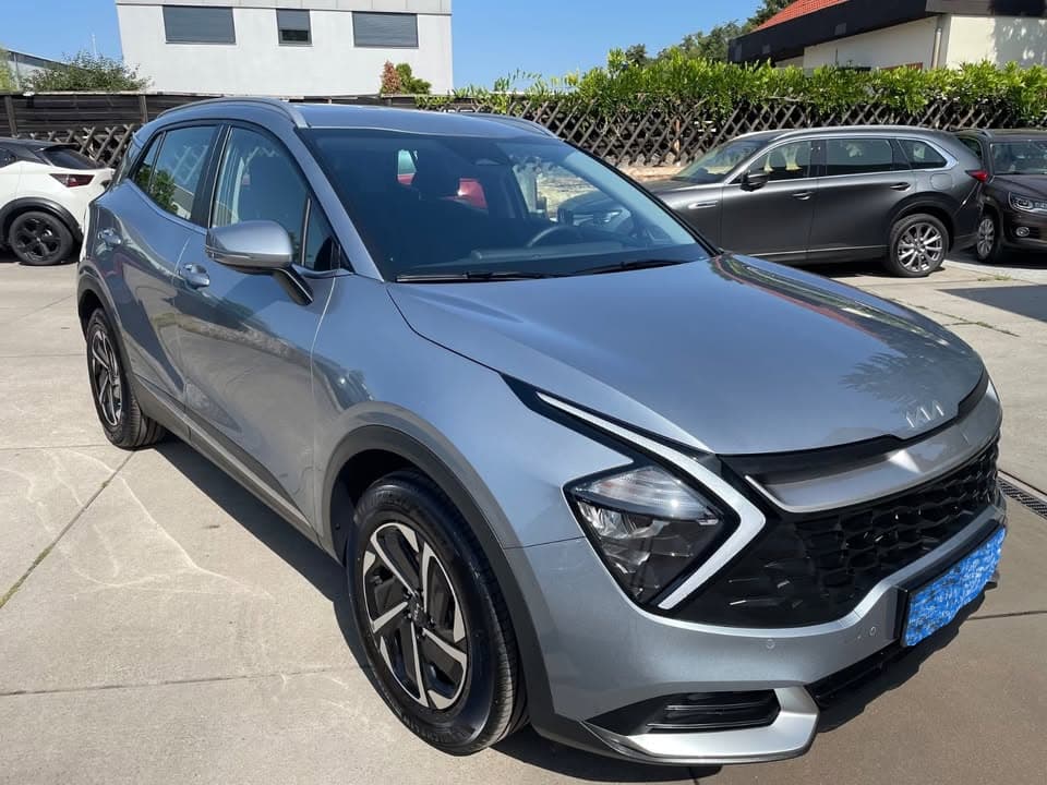 Kia Sportage miniature 2