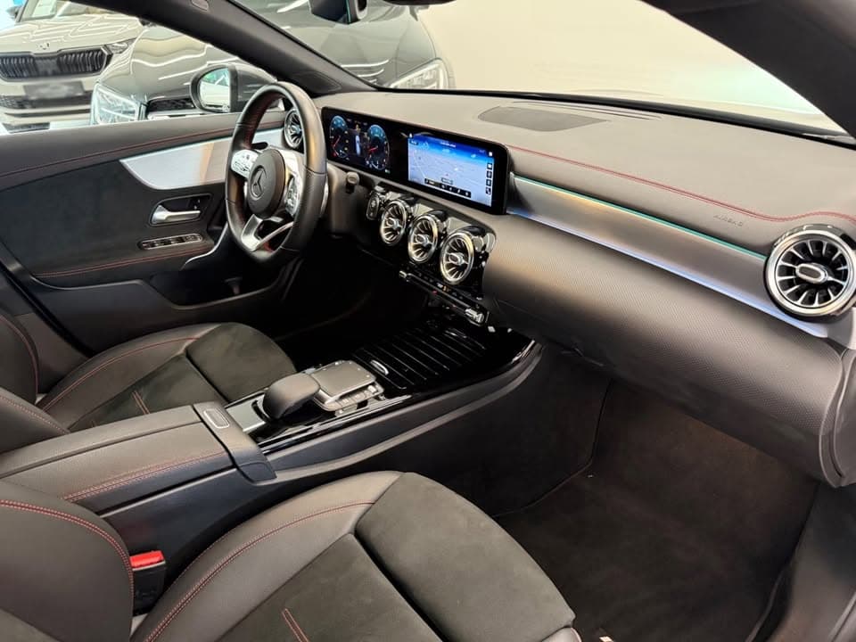 Mercedes-Benz CLA miniature 10