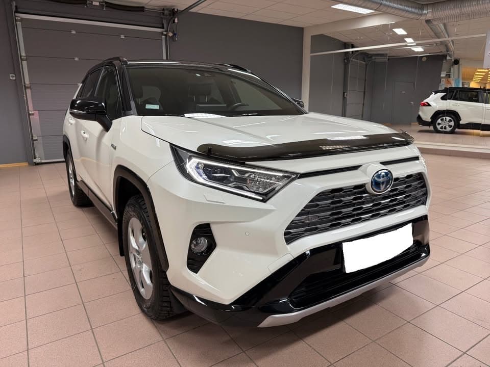 Toyota RAV miniature 3