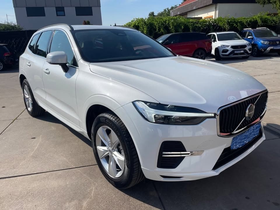 Volvo XC60 - photo 1
