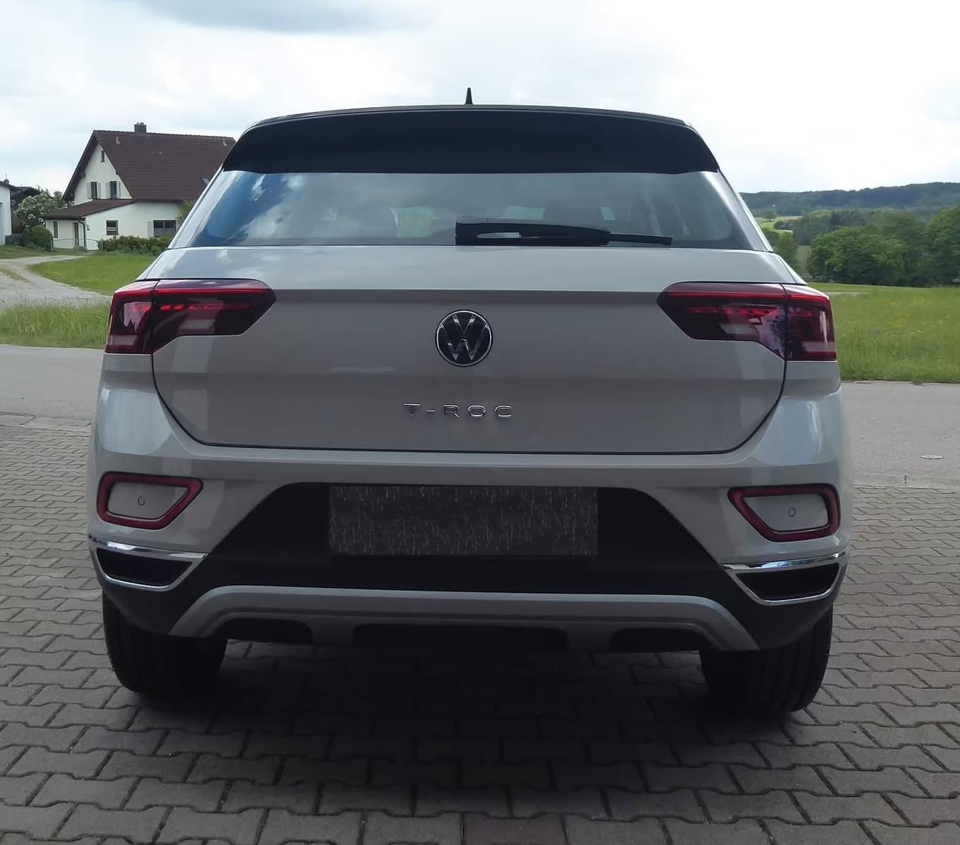 Volkswagen T-Roc miniature 9
