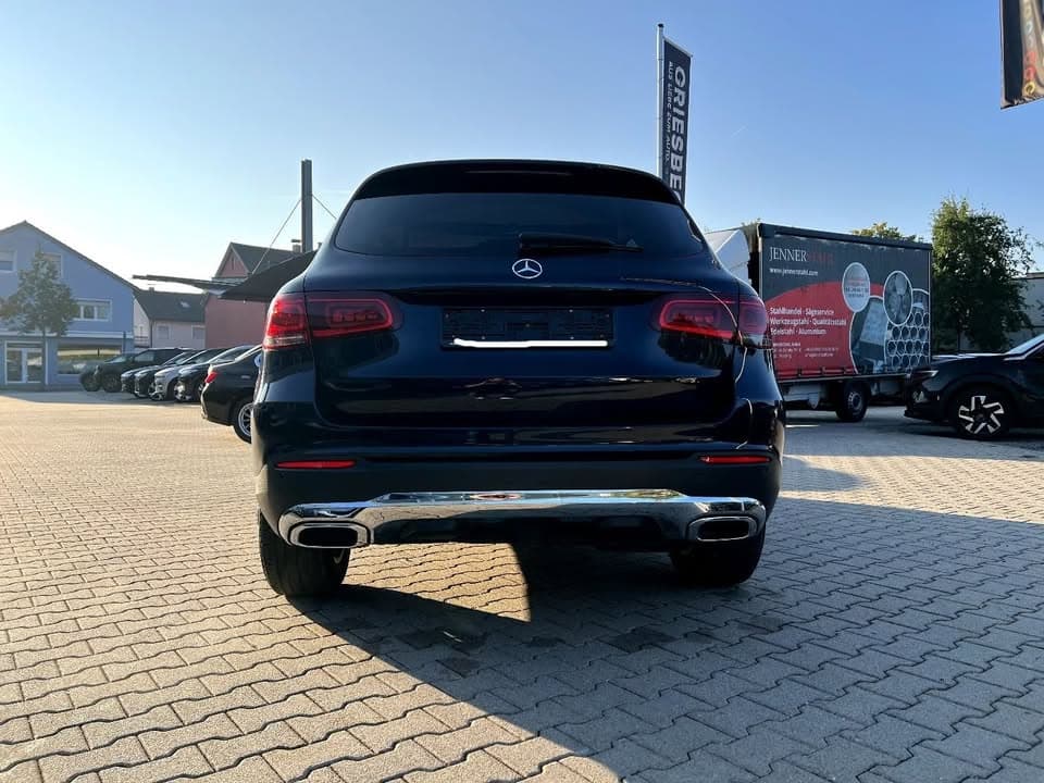 Mercedes-Benz GLC miniature 9