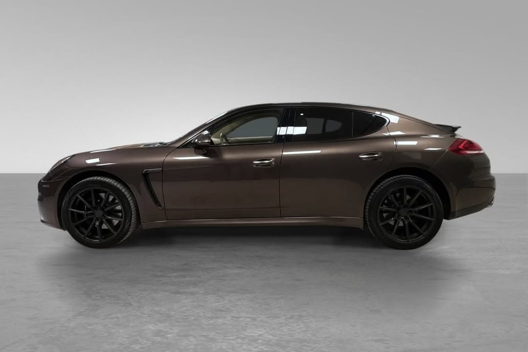 Porsche Panamera miniature 8