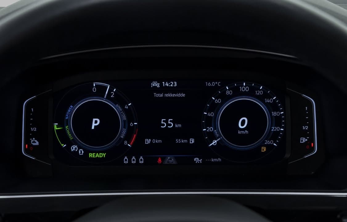 Volkswagen Tiguan miniature 6