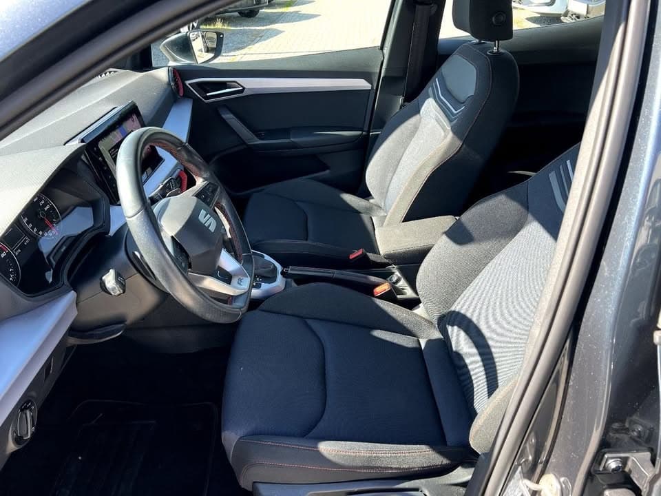 SEAT Arona miniature 10