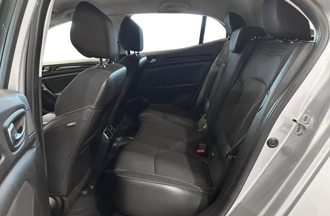 Renault Megane miniature 10