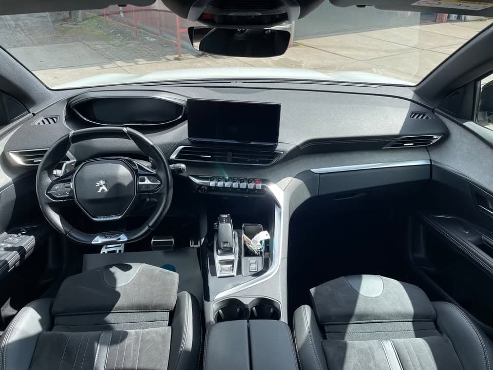 Peugeot 5008 miniature 5