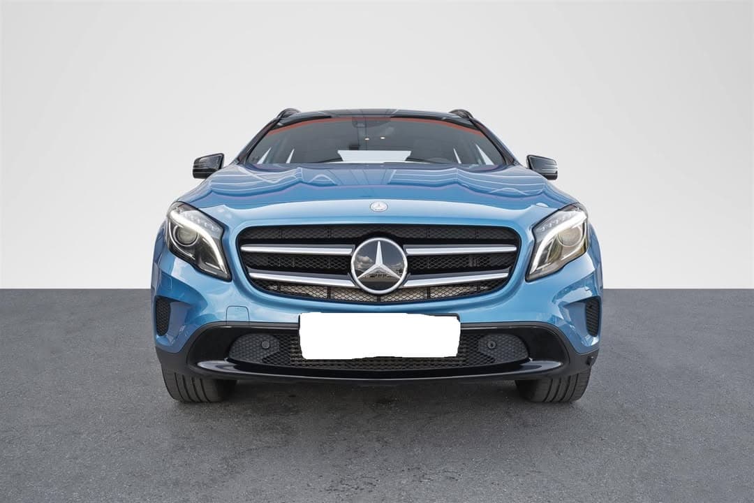Mercedes-Benz GLA miniature 3