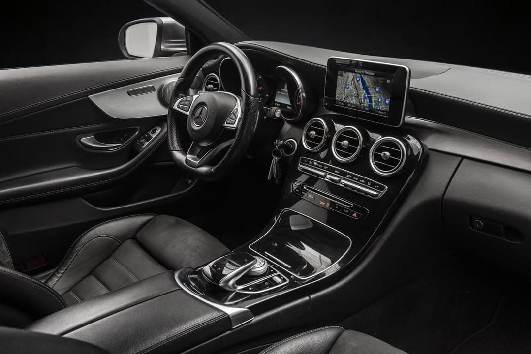 Mercedes-Benz C180 miniature 5