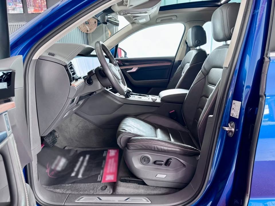 Volkswagen TOUAREG miniature 12