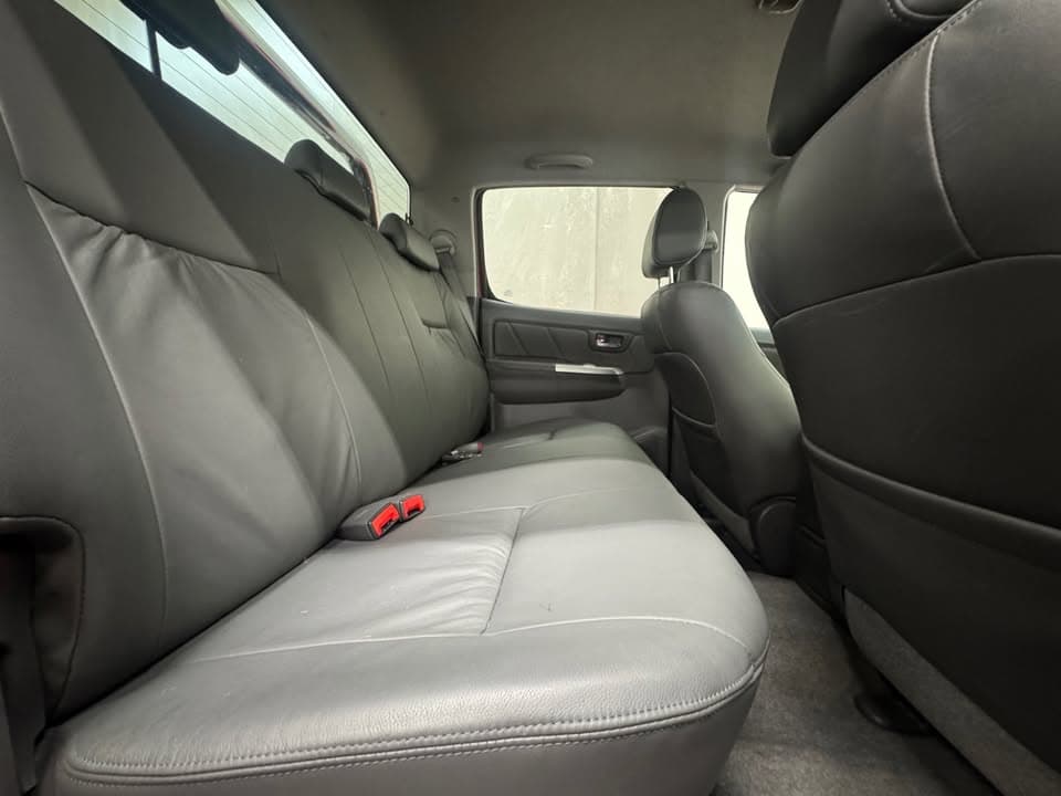 Toyota Hilux miniature 9