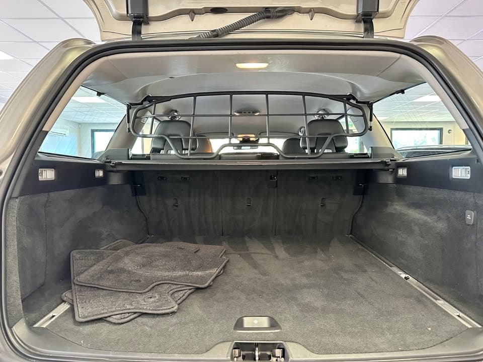 Volvo XC70 miniature 11