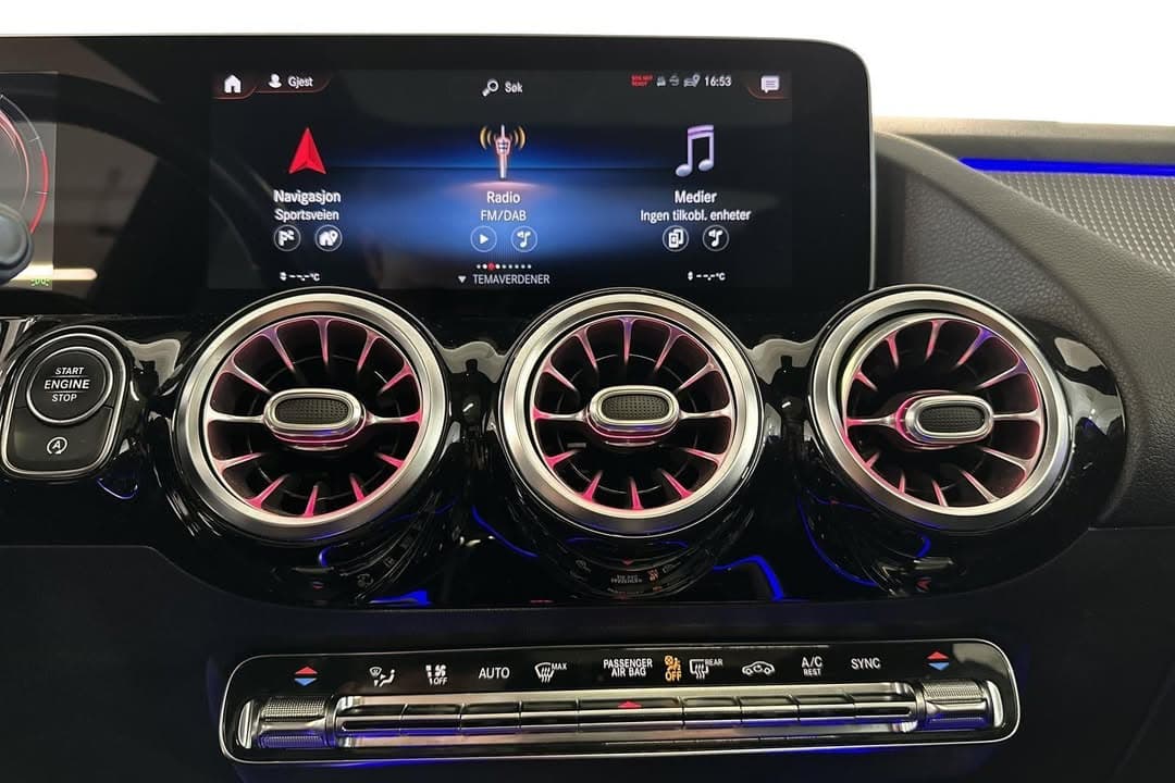 Mercedes-Benz Clase miniature 7