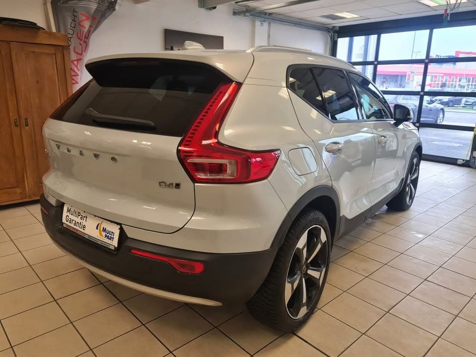 Volvo XC40 miniature 9