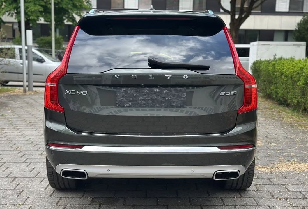 Volvo XC90 miniature 3