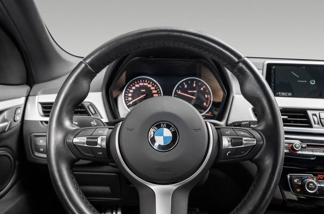 BMW X1 miniature 8
