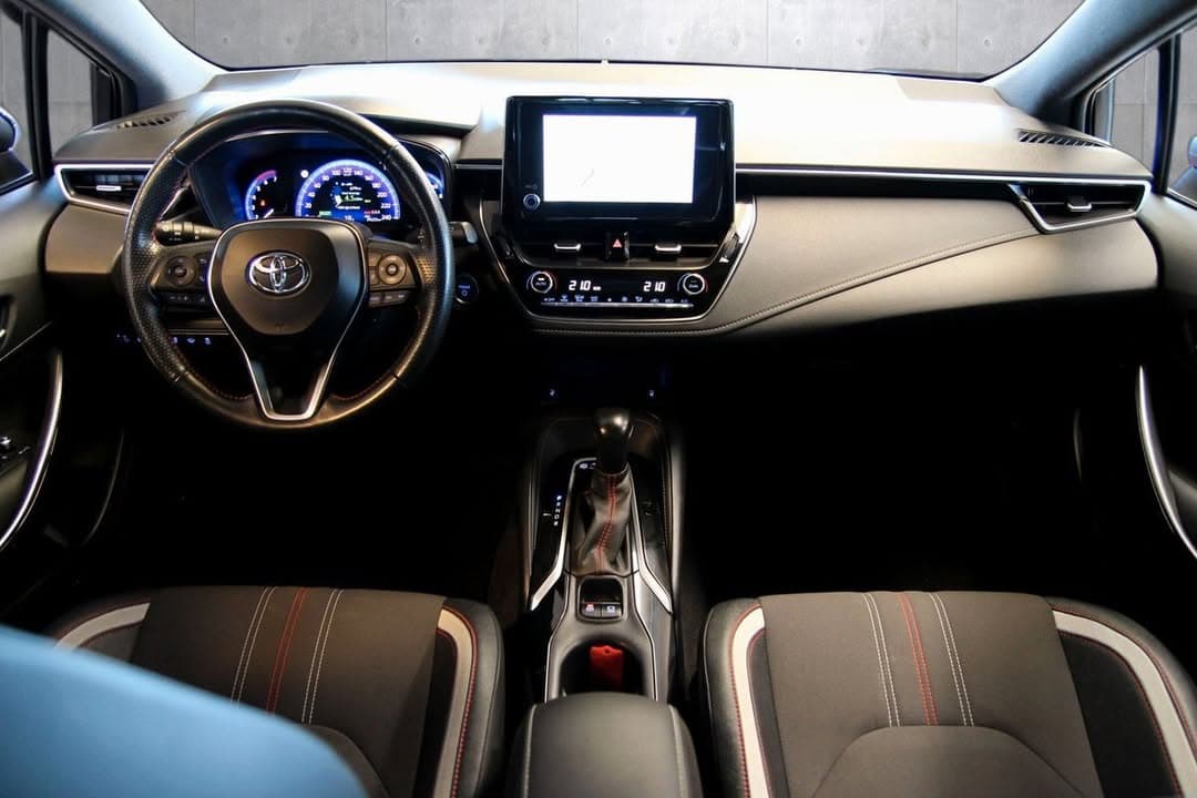 Toyota Corolla miniature 12