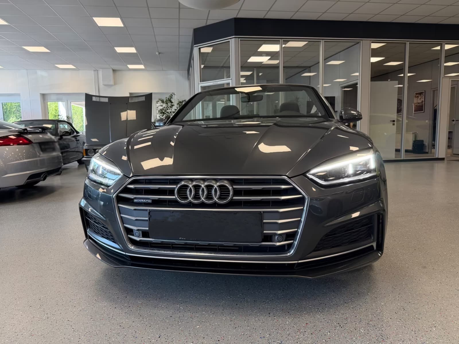 Audi A5 miniature 3