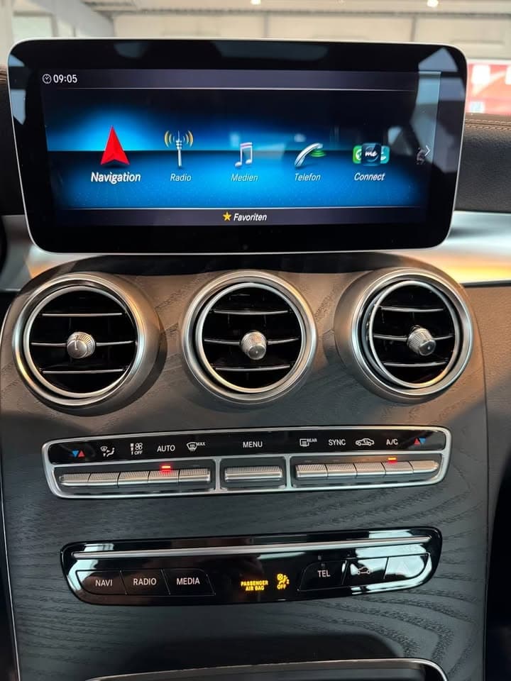 Mercedes-Benz C miniature 9