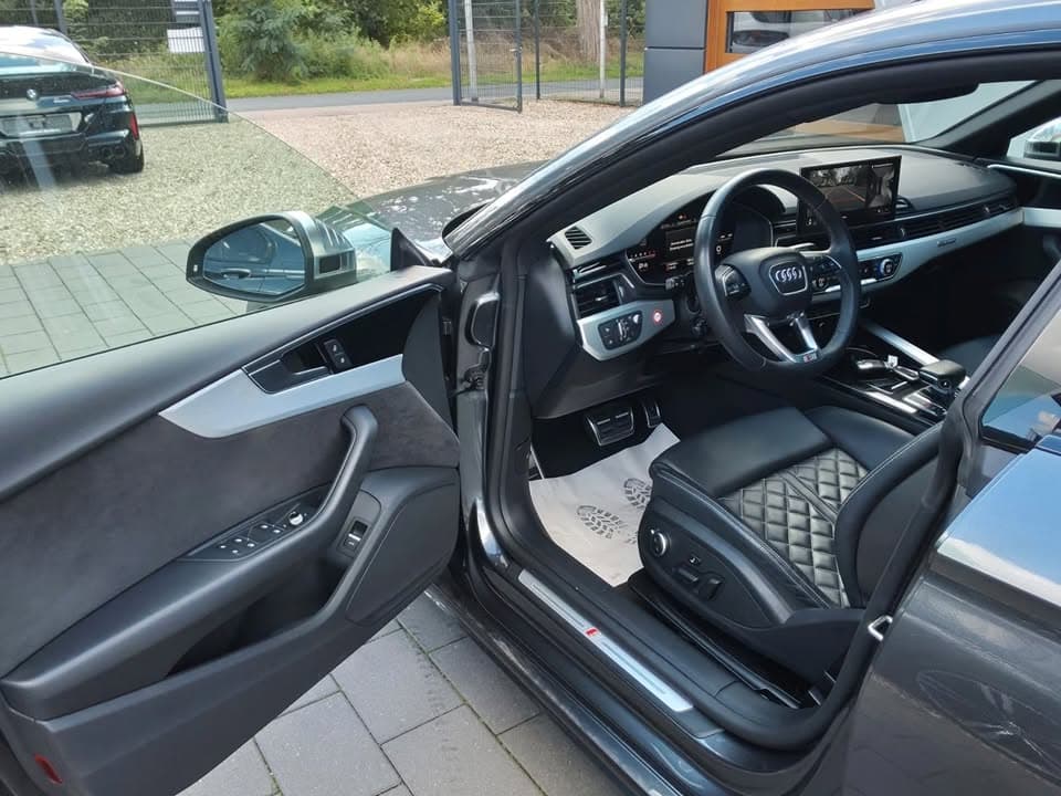 Audi S5 - photo 12