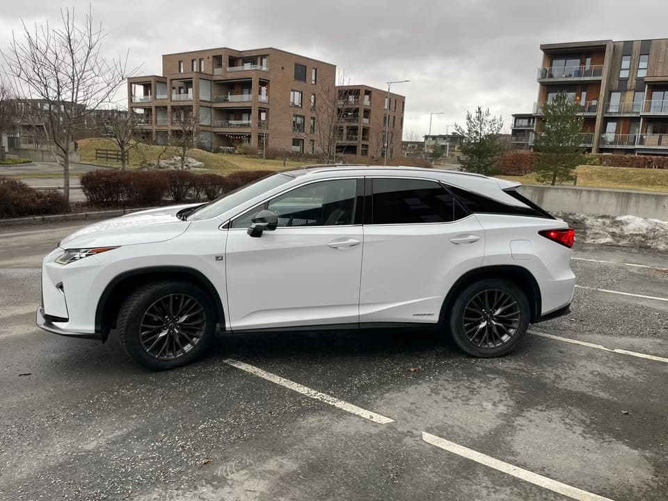 Lexus RX450h miniature 10