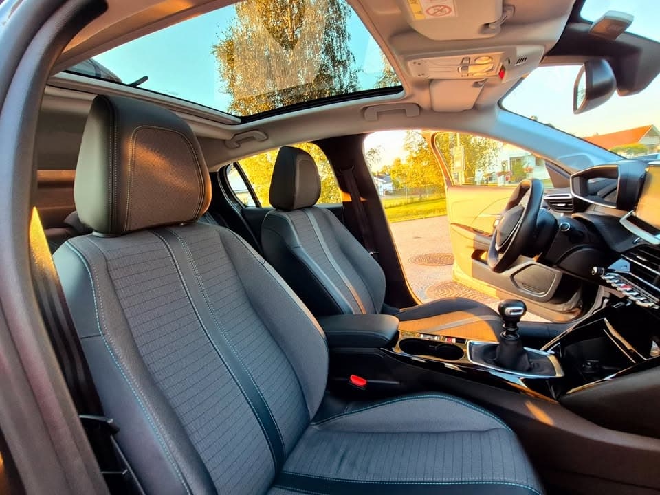 Peugeot 208 miniature 8