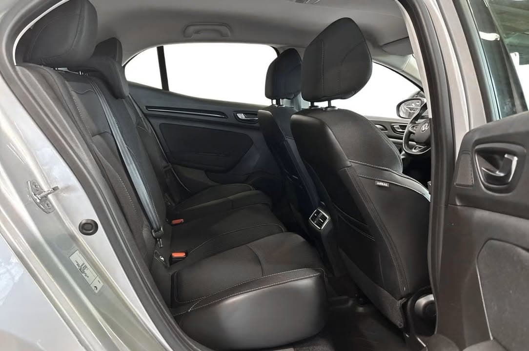 Renault Megane miniature 11