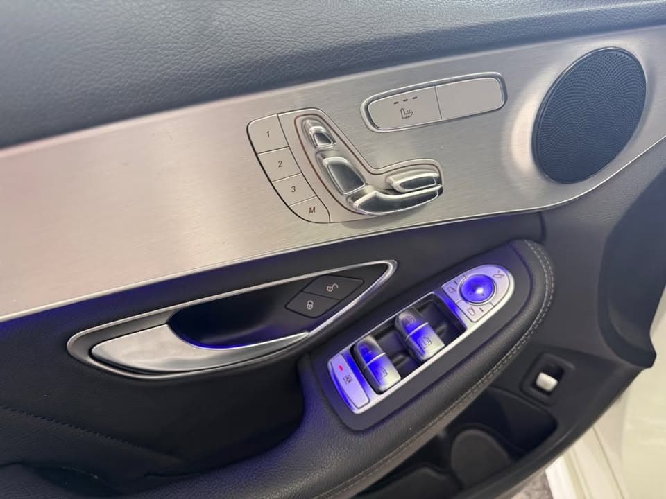 Mercedes-Benz C miniature 9