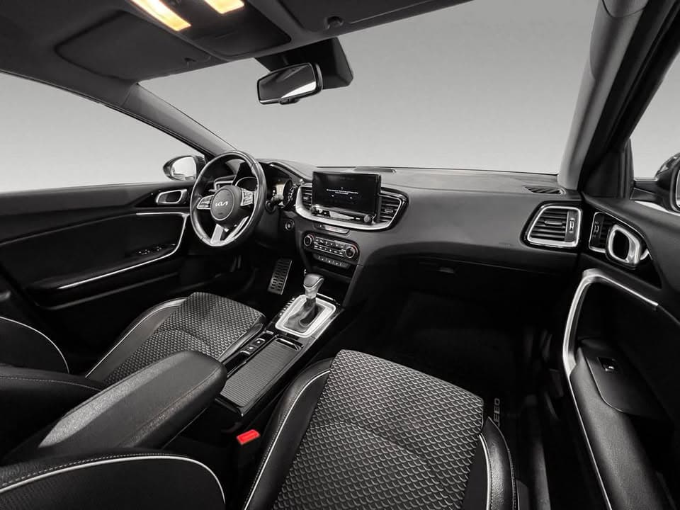 Kia XCeed miniature 5