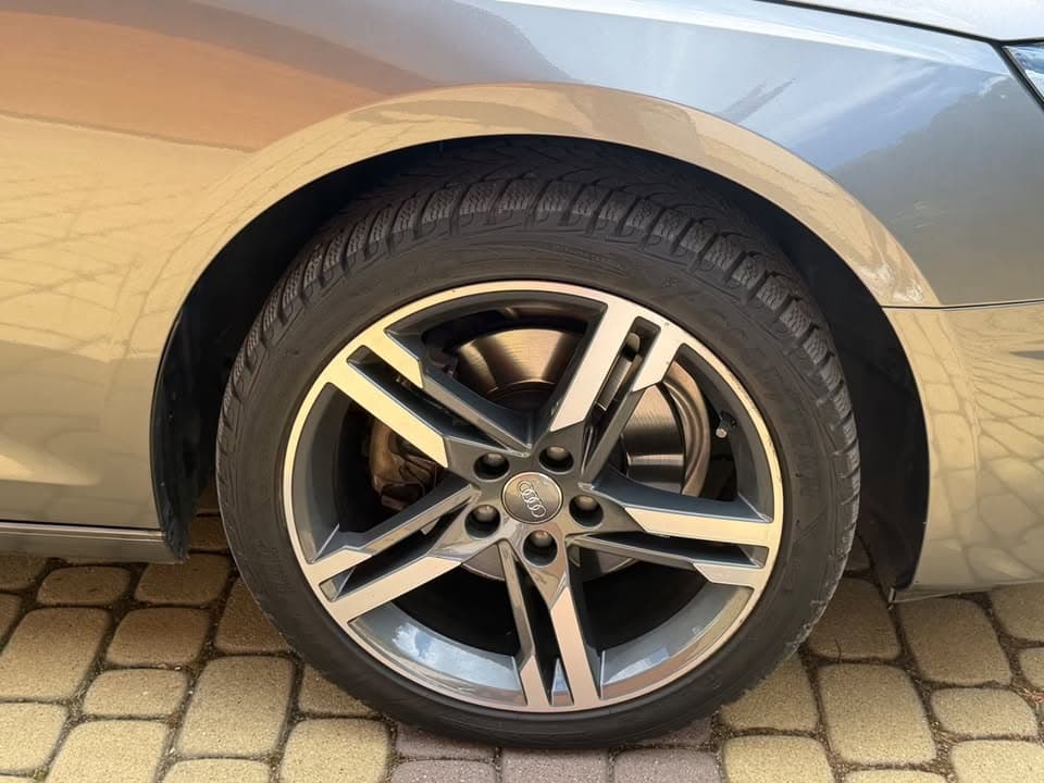 Audi A4 miniature 8