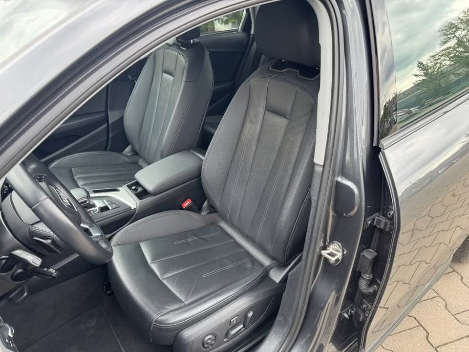 Audi A4 miniature 12