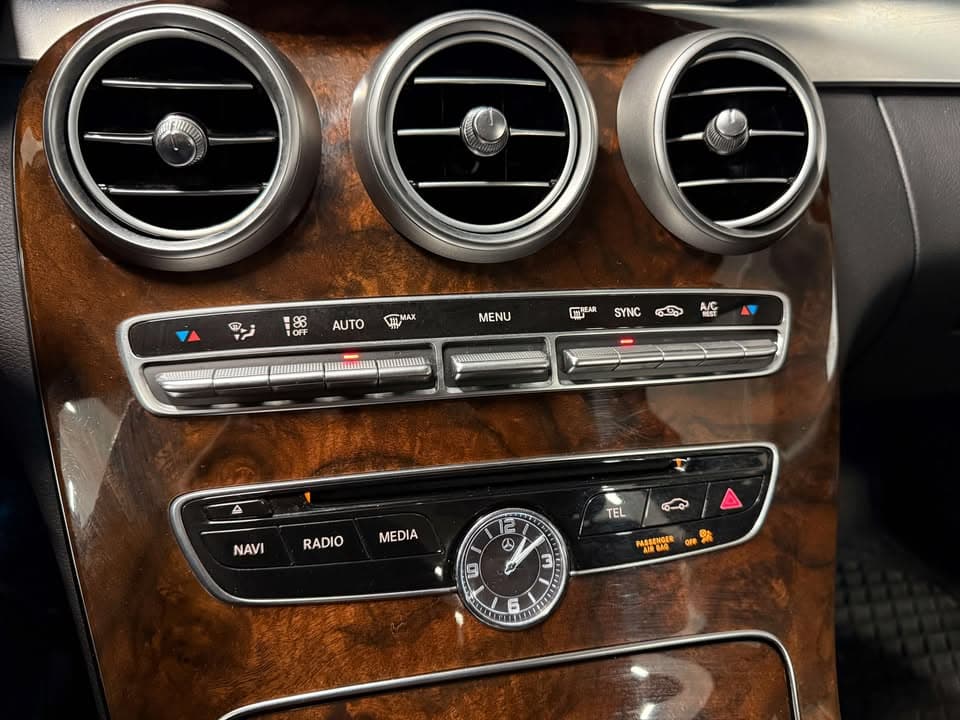Mercedes-Benz Clase miniature 10